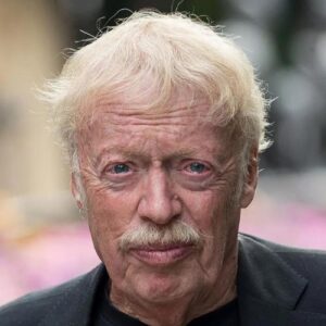 Phil Knight networth